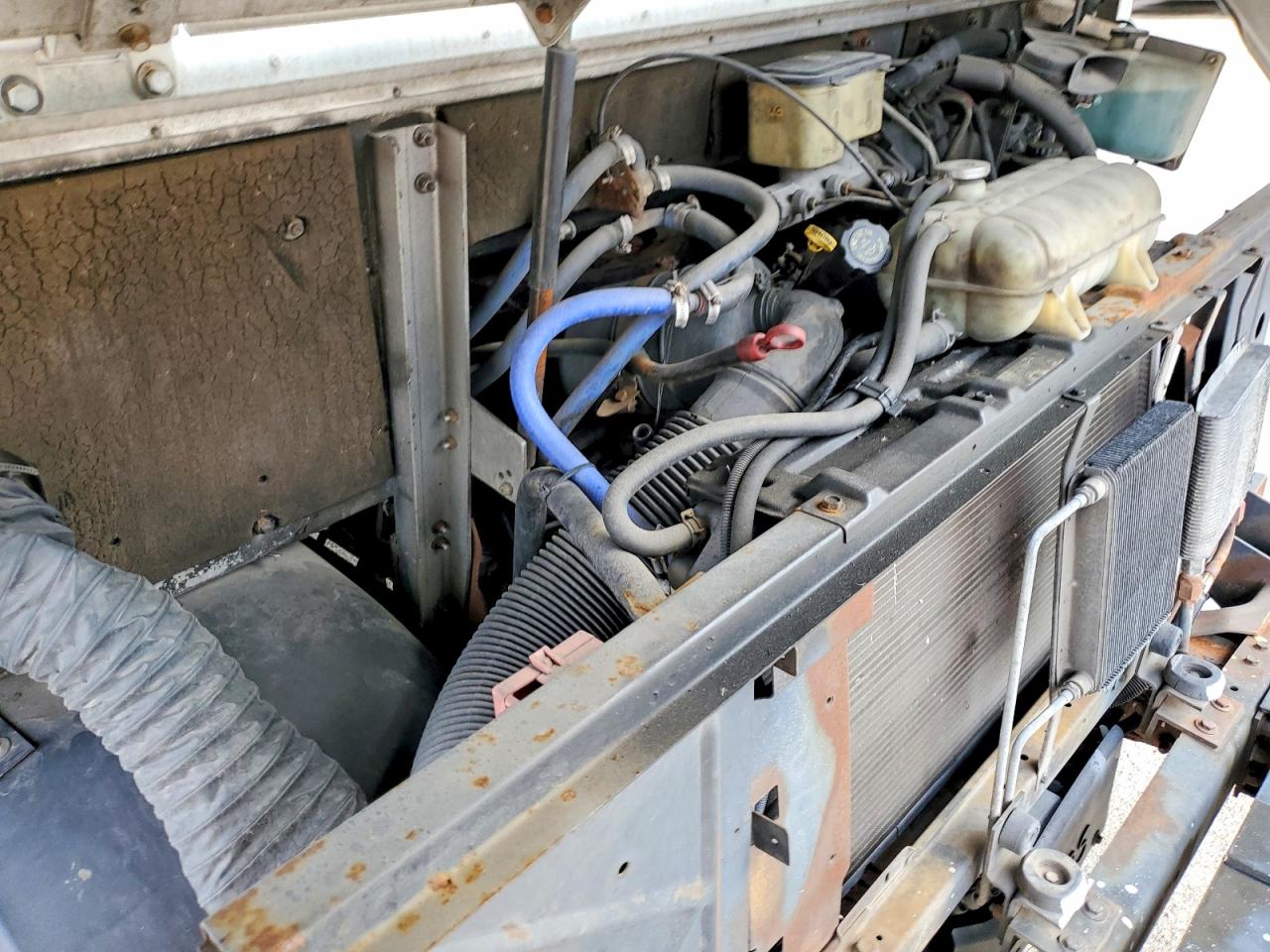2002 WORKHORSE ALL OTHER