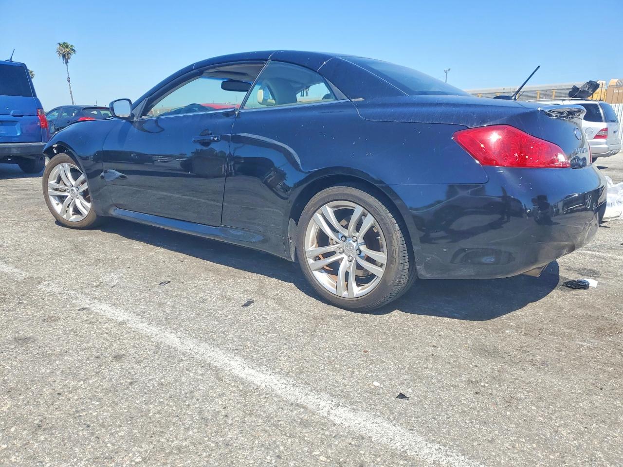 2009 INFINITI G37