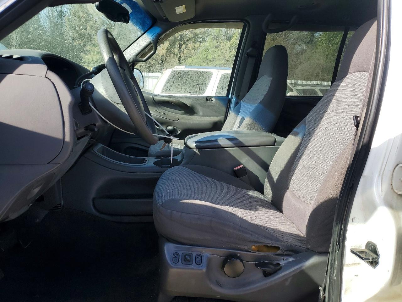 2001 FORD EXPEDITION