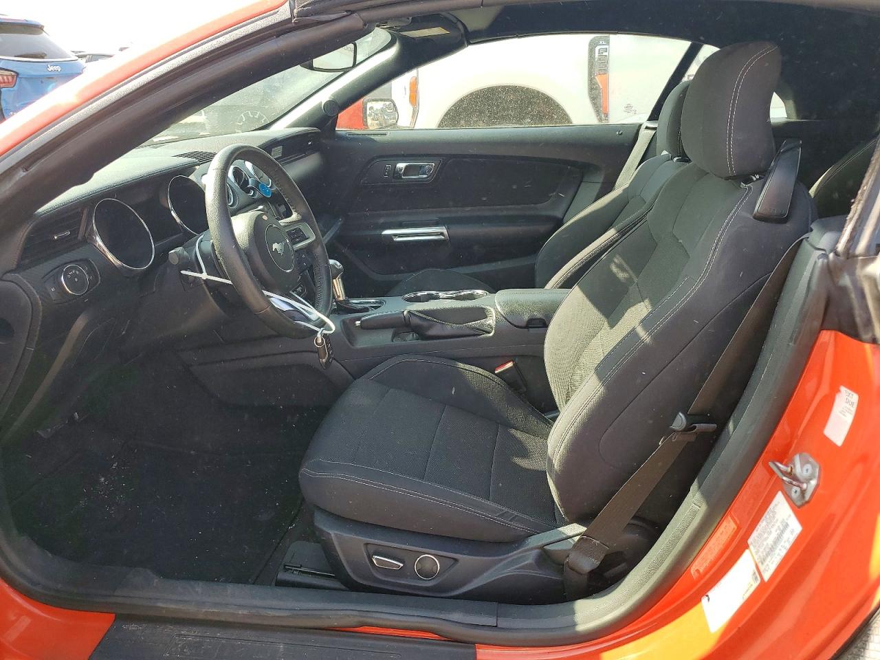 2015 FORD MUSTANG