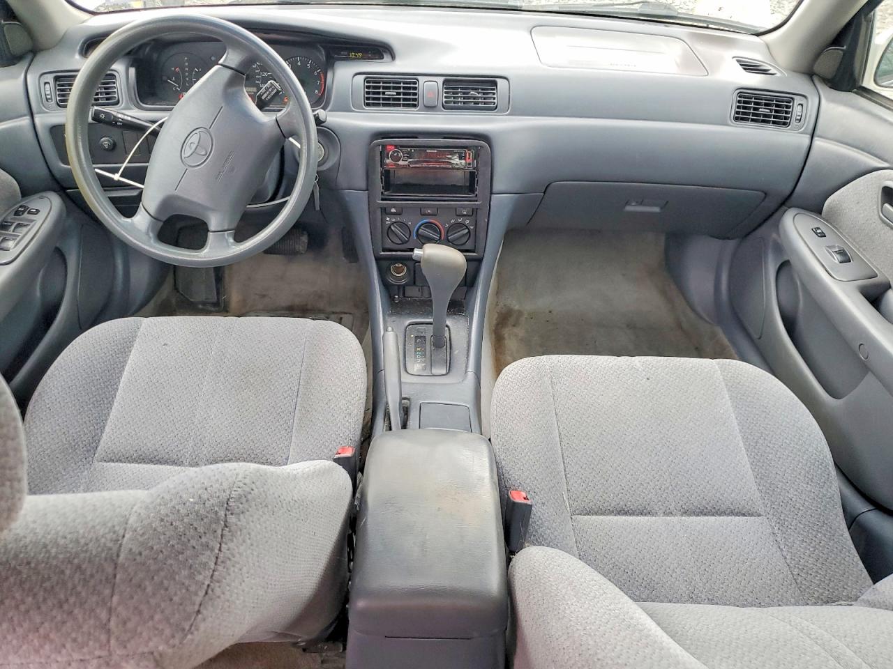 2001 TOYOTA CAMRY
