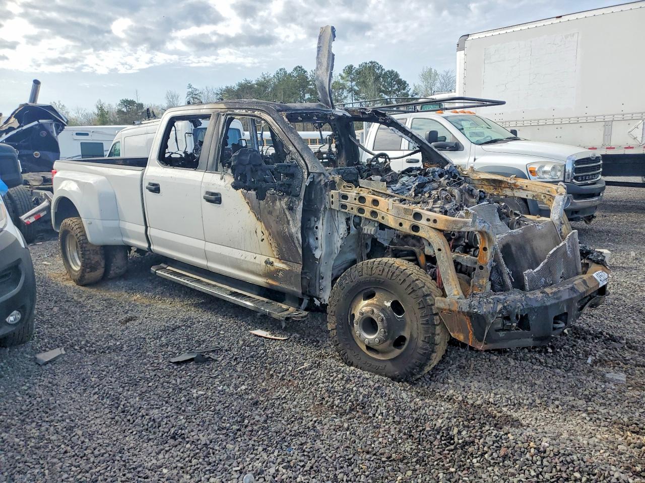 2021 FORD F350