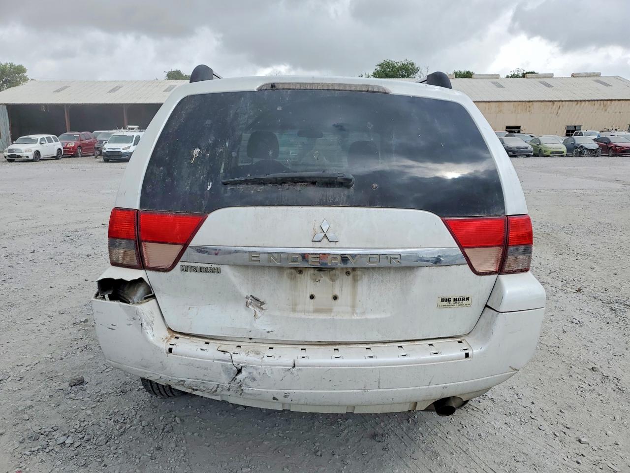 2010 MITSUBISHI ENDEAVOR
