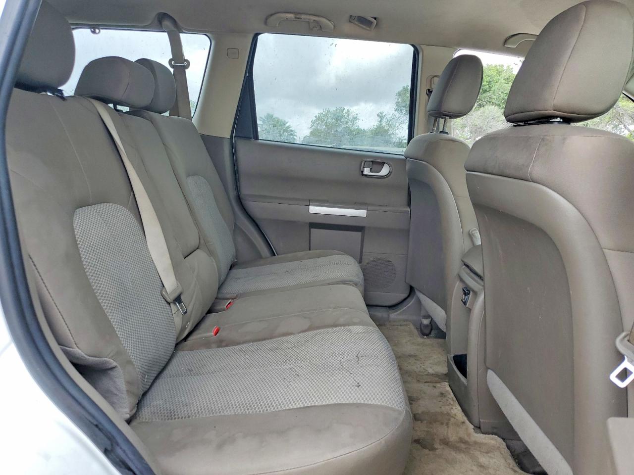 2010 MITSUBISHI ENDEAVOR