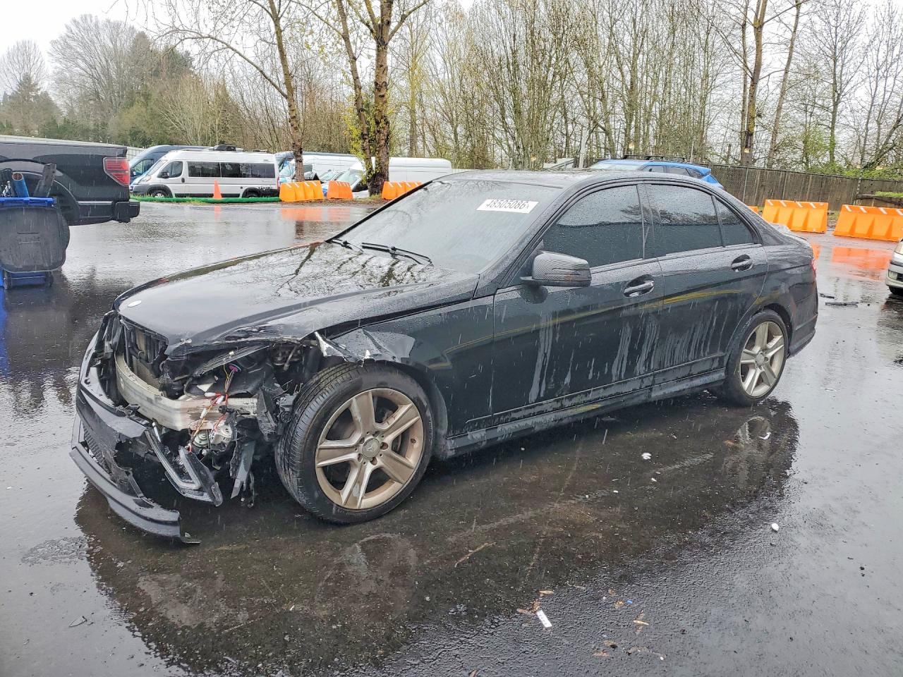 2011 MERCEDES-BENZ C-CLASS