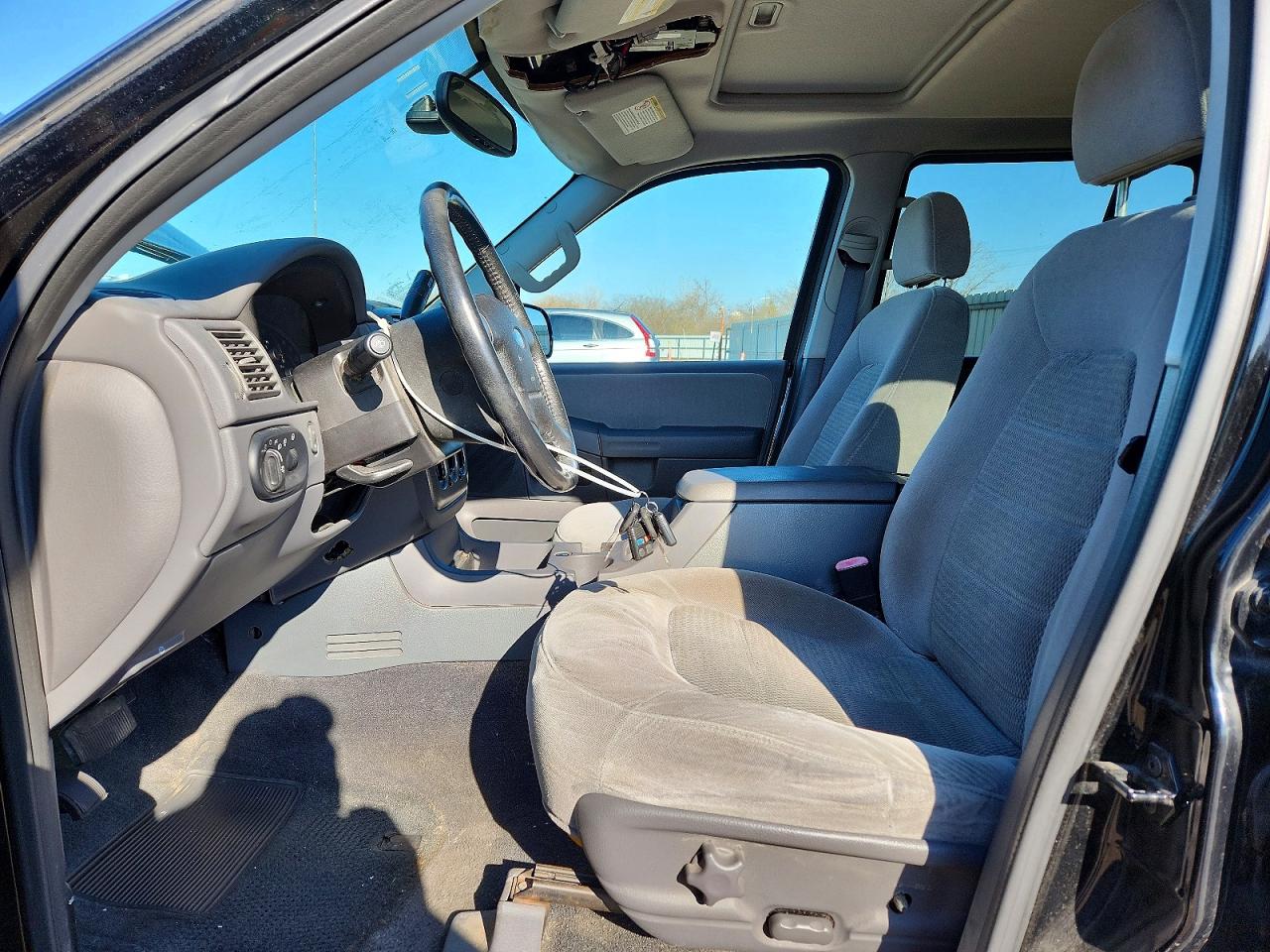2005 FORD EXPLORER