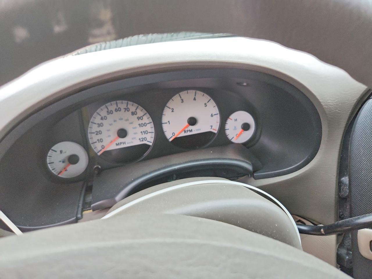 2005 DODGE CARAVAN