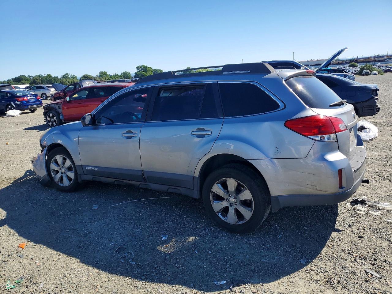 2010 SUBARU OUTBACK