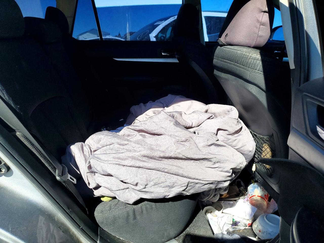 2010 SUBARU OUTBACK