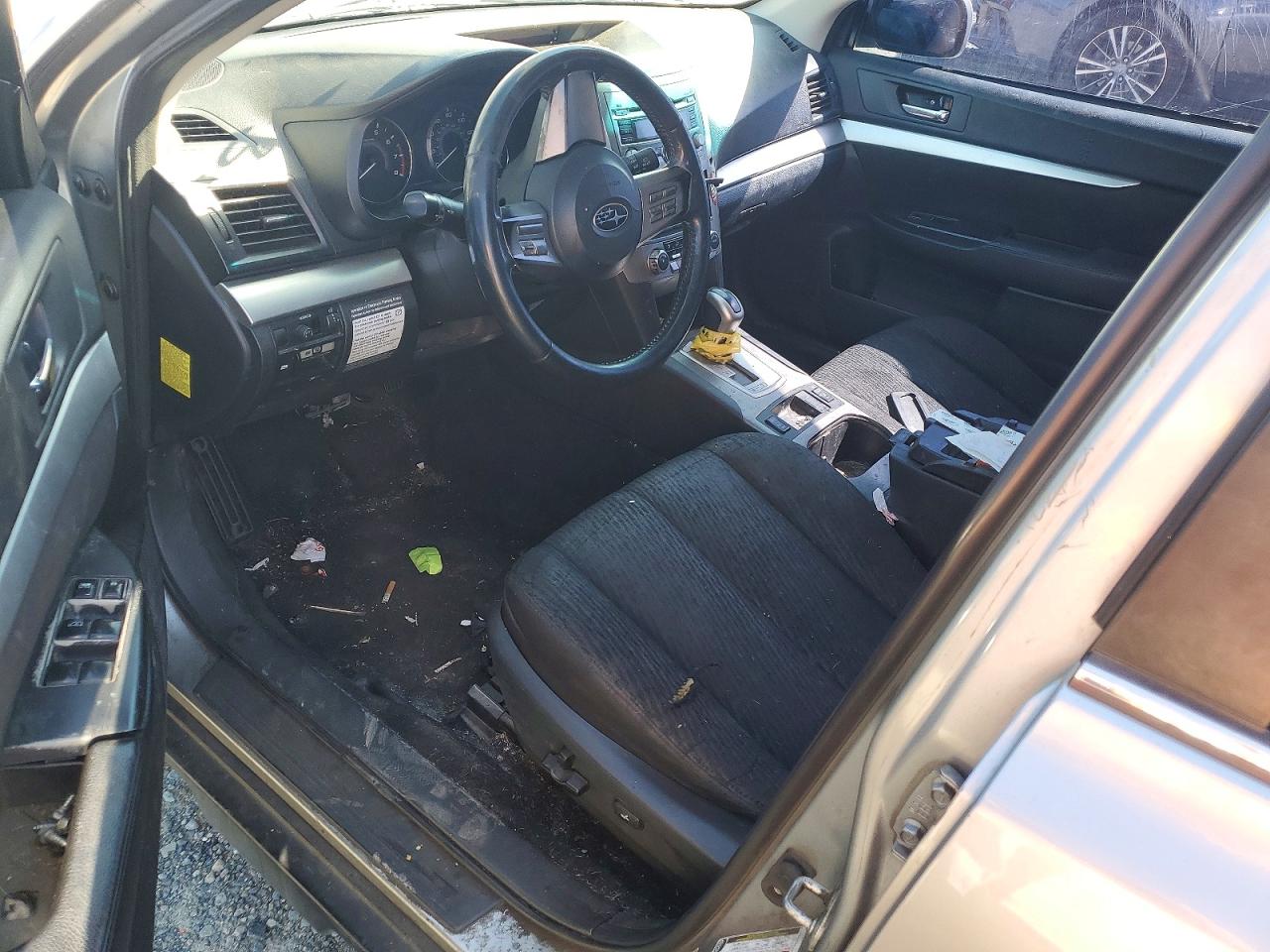 2010 SUBARU OUTBACK