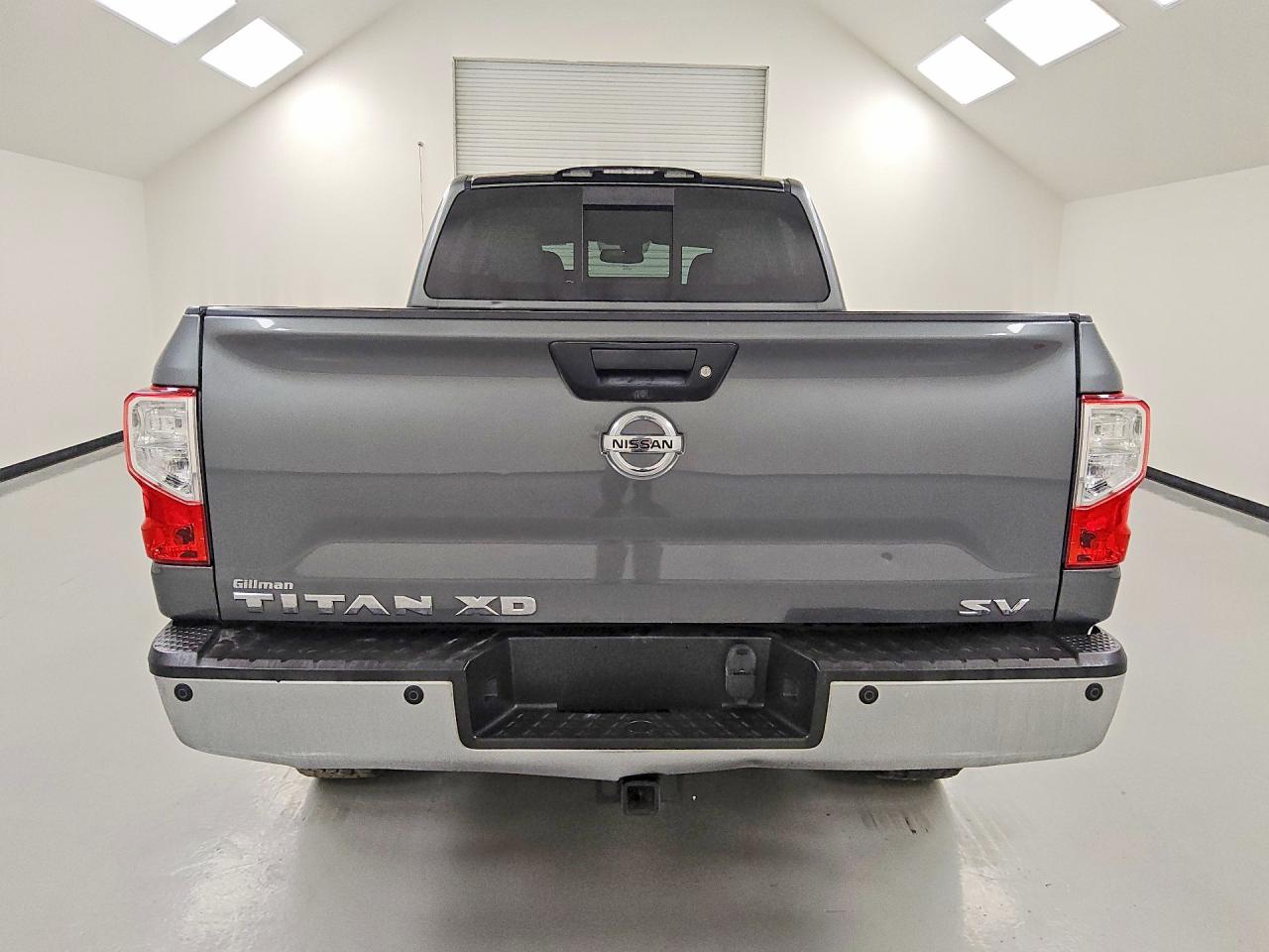 2016 NISSAN TITAN