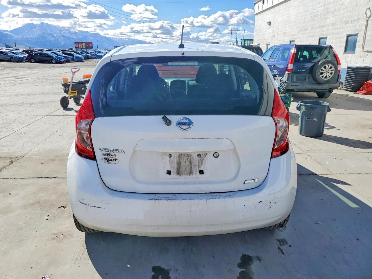 2015 NISSAN VERSA