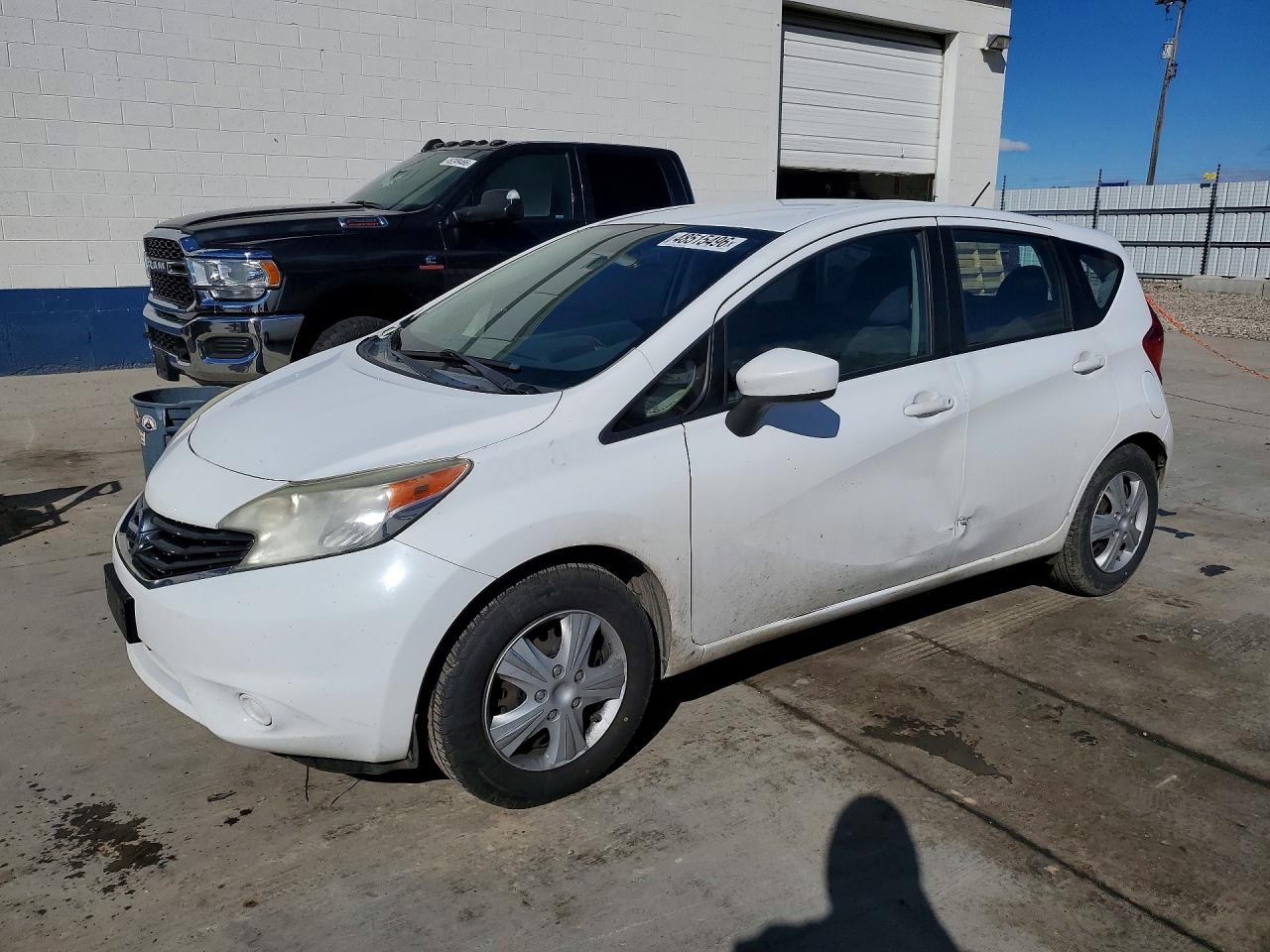 2015 NISSAN VERSA