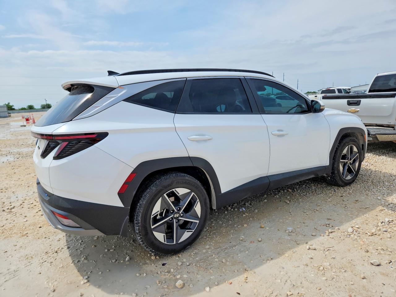 2025 HYUNDAI TUCSON