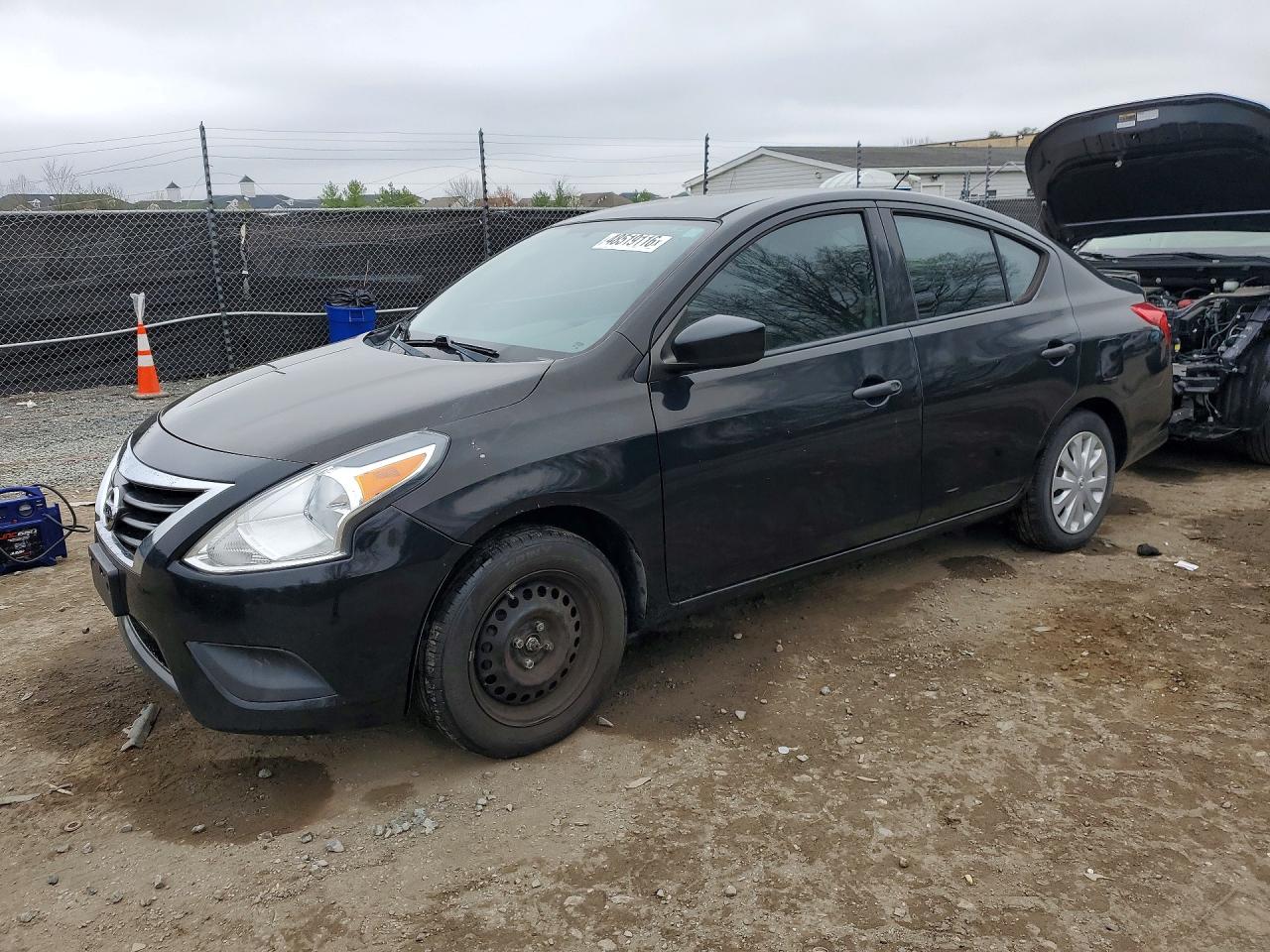 2016 NISSAN VERSA