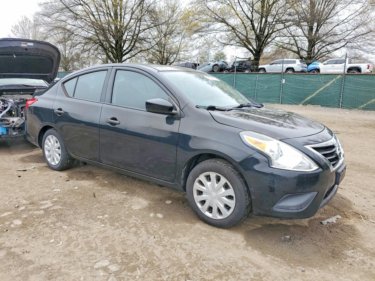 2016 NISSAN VERSA