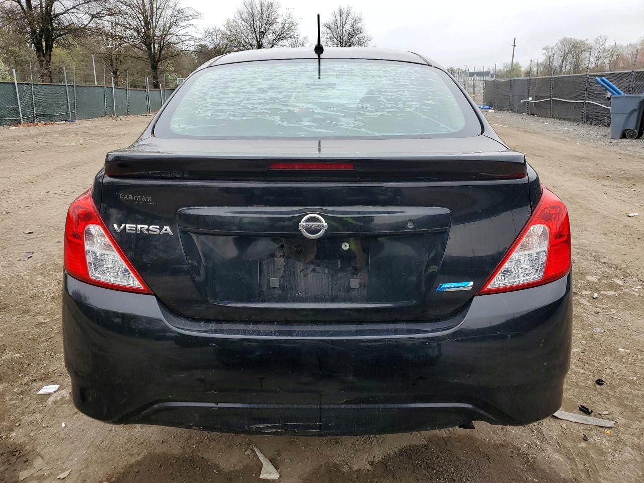 2016 NISSAN VERSA
