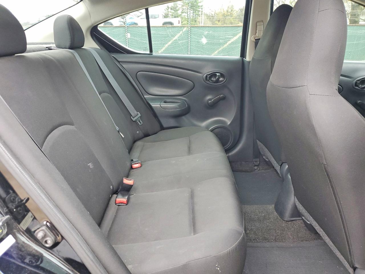 2016 NISSAN VERSA
