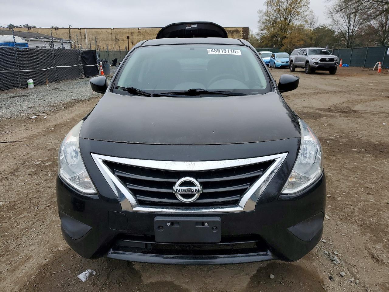 2016 NISSAN VERSA
