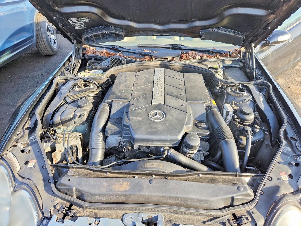 2004 MERCEDES-BENZ SL-CLASS
