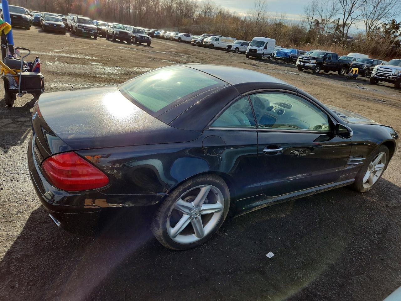 2004 MERCEDES-BENZ SL-CLASS