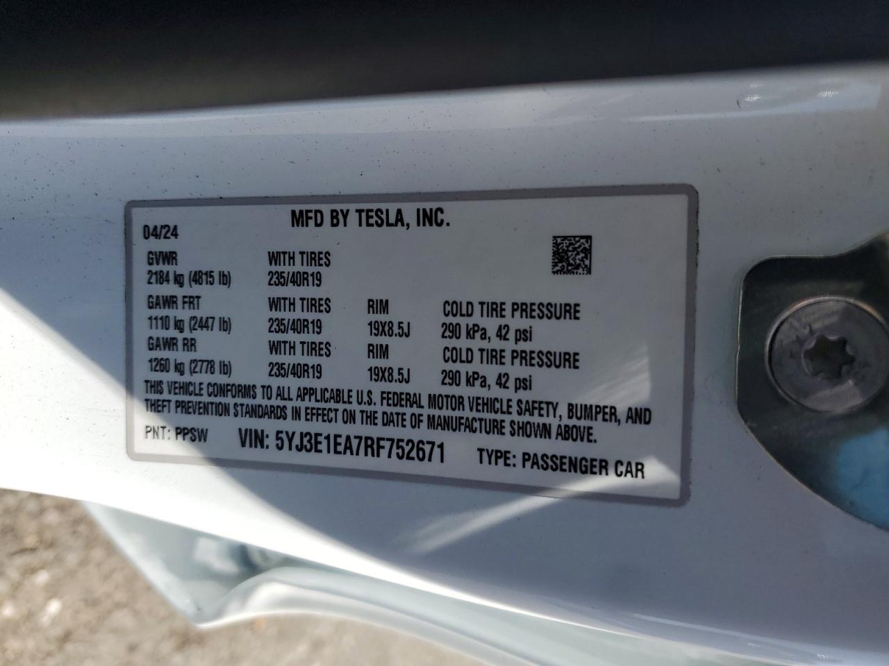 2024 TESLA MODEL 3