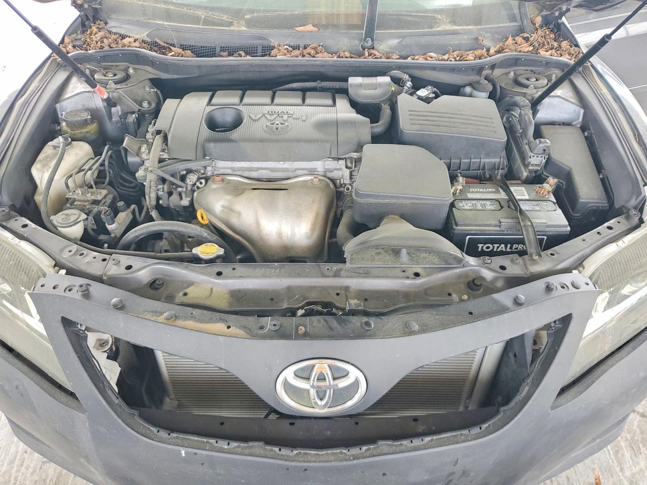 2011 TOYT CAMRY