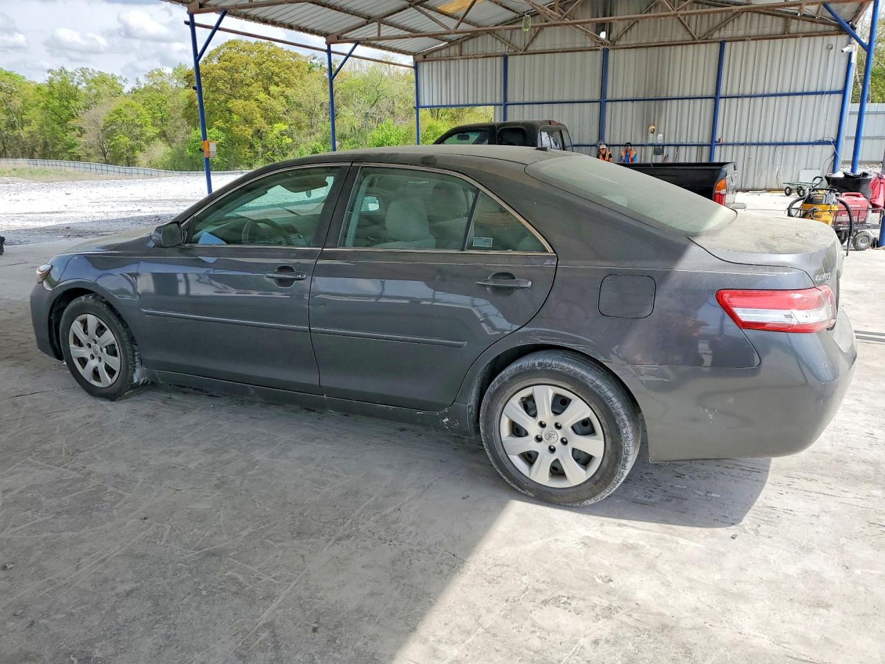 2011 TOYT CAMRY