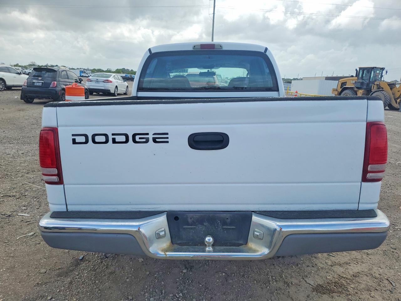 2002 DODGE DAKOTA