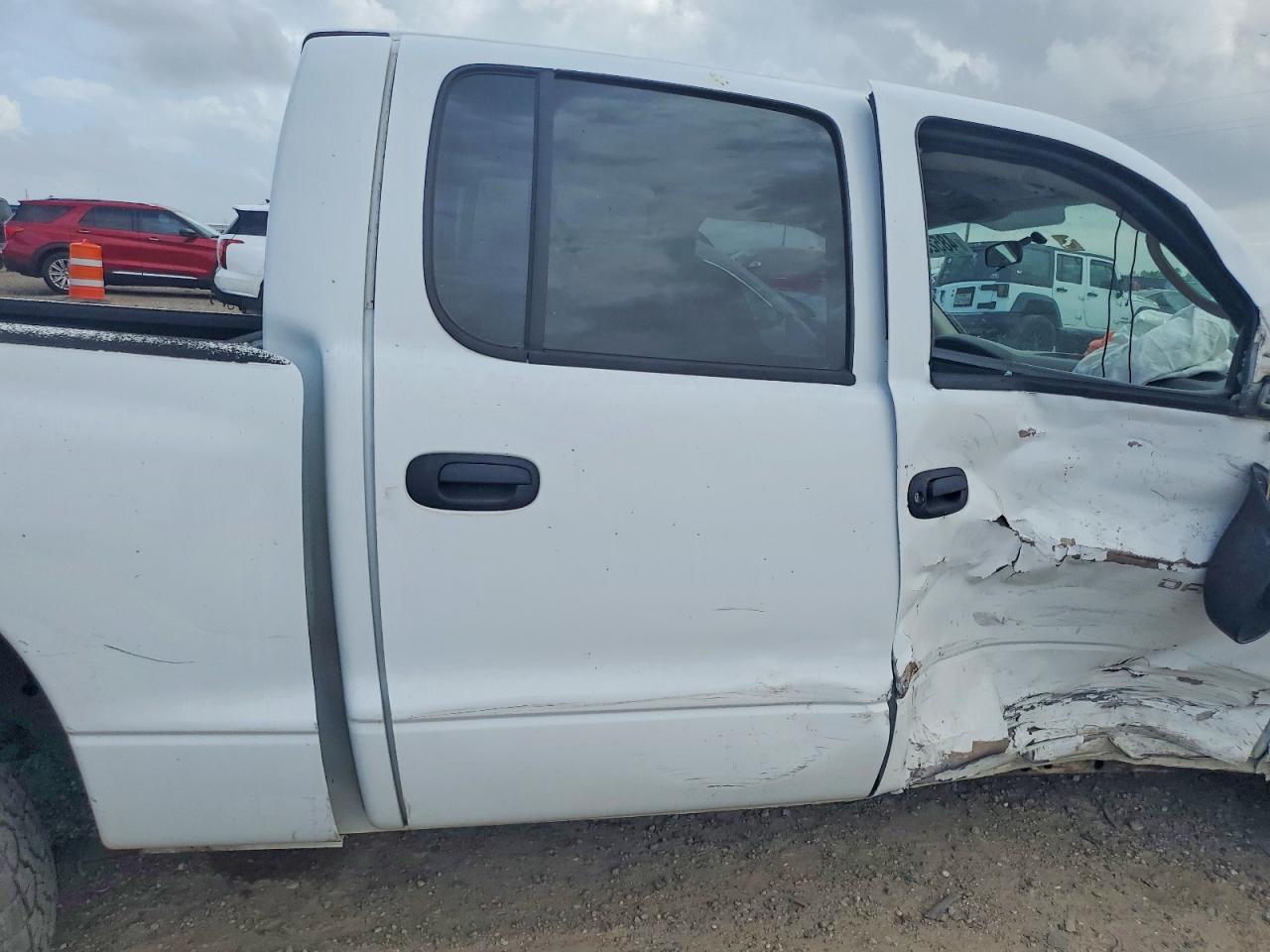 2002 DODGE DAKOTA