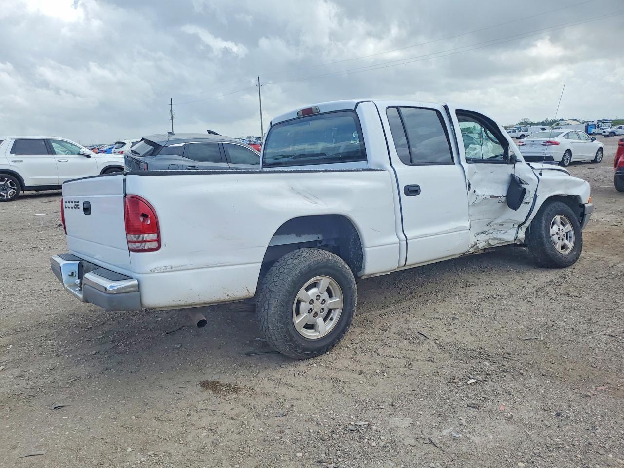2002 DODGE DAKOTA