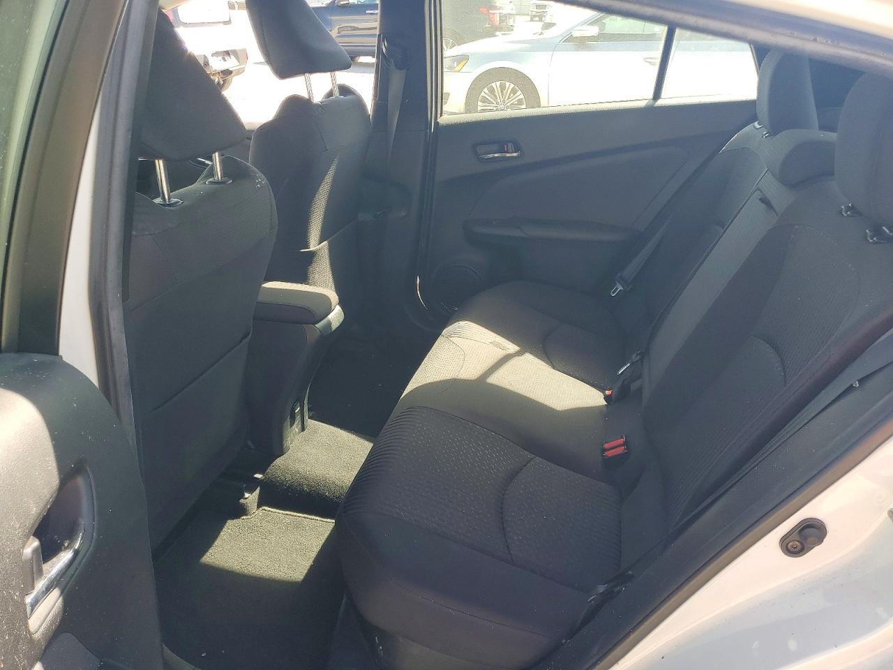 2016 TOYOTA PRIUS