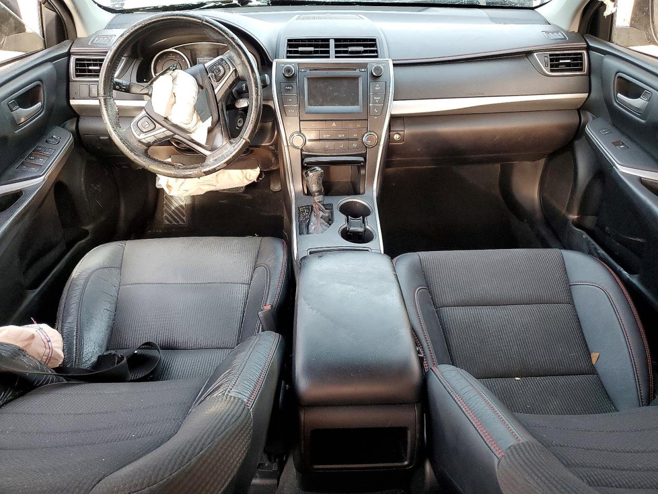 2016 TOYOTA CAMRY