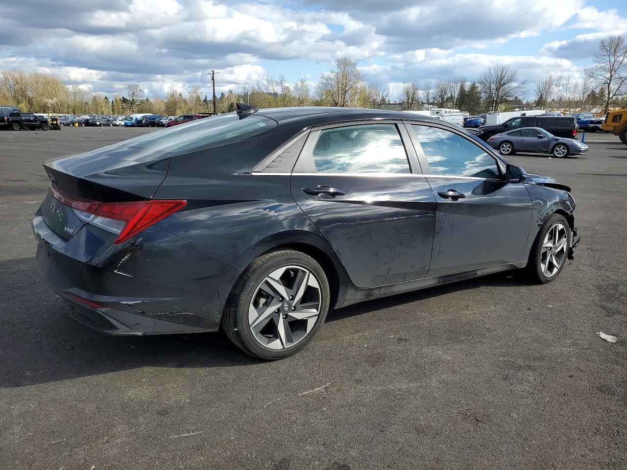 2023 HYUNDAI ELANTRA HY