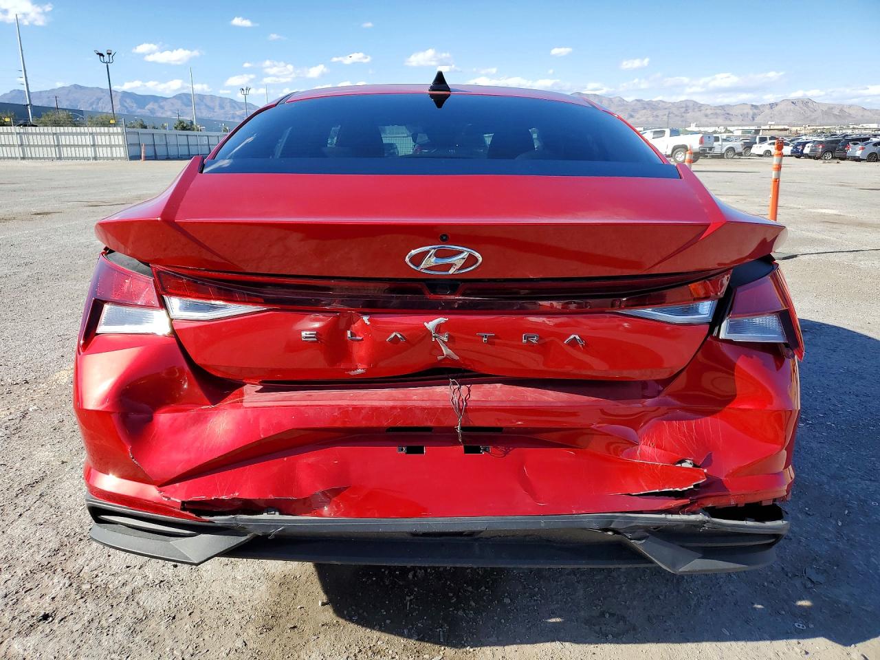 2023 HYUNDAI ELANTRA