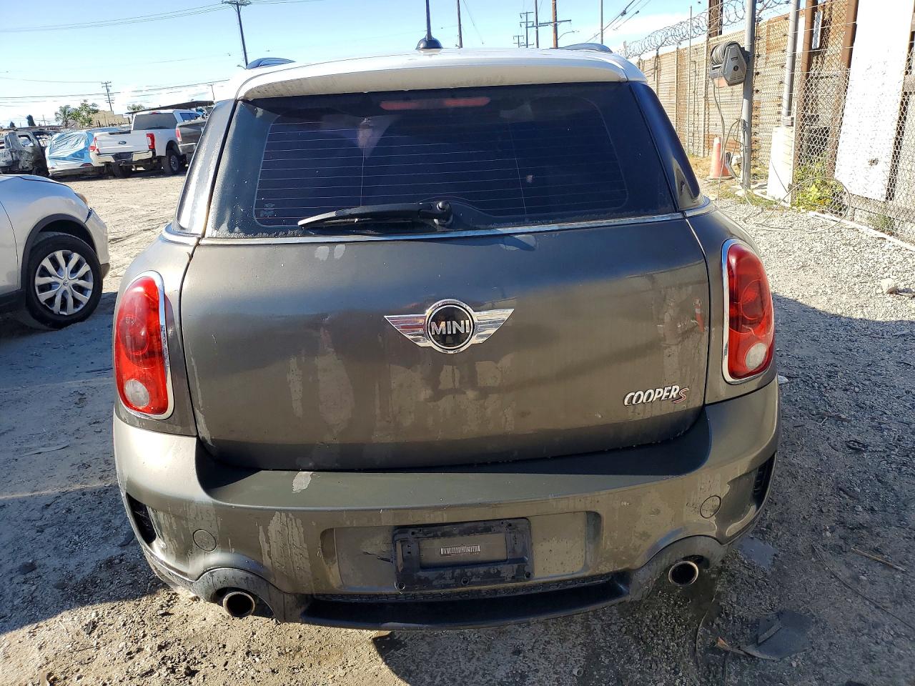2011 MINI COOPER