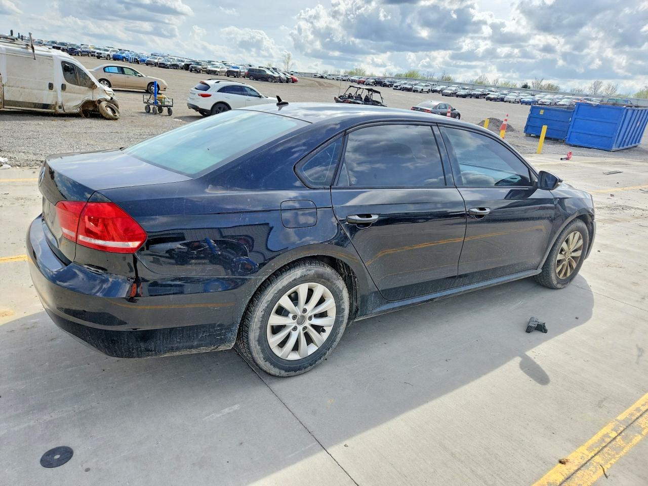2012 VOLKSWAGEN PASSAT