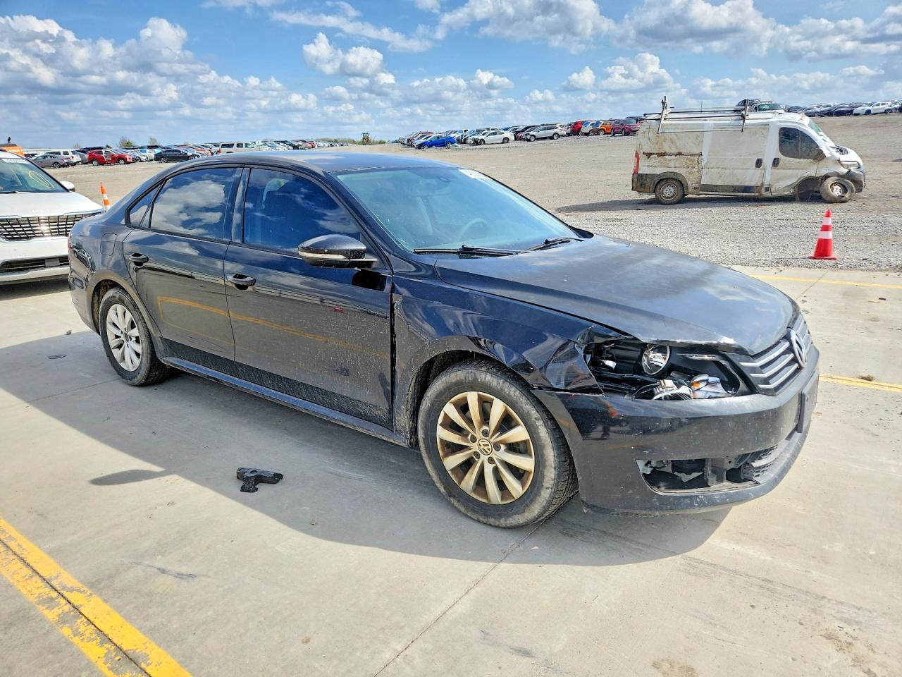 2012 VOLKSWAGEN PASSAT