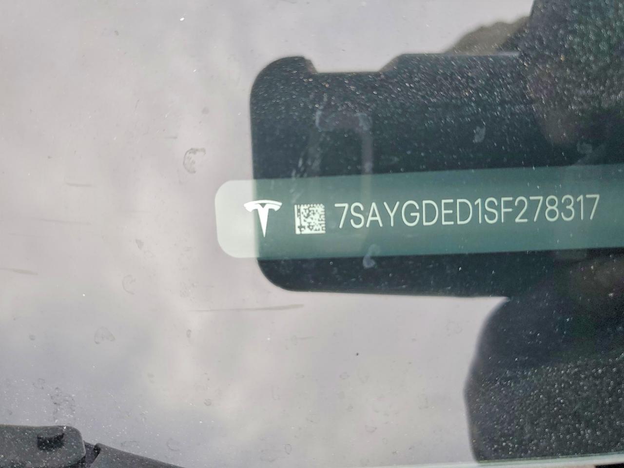 2025 TESLA MODEL Y