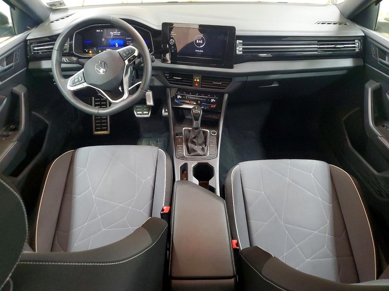 2025 VOLKSWAGEN JETTA