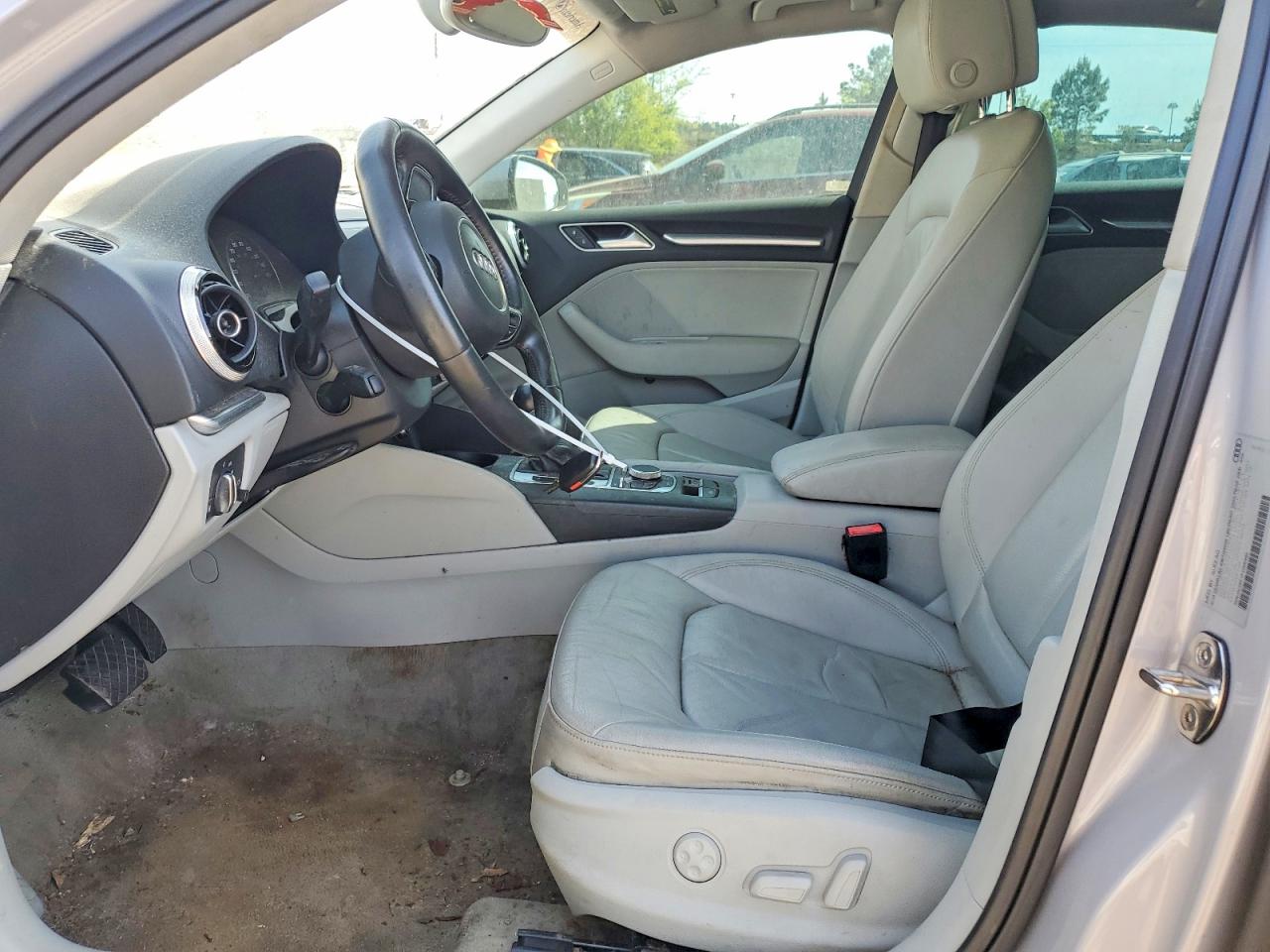 2015 AUDI A3