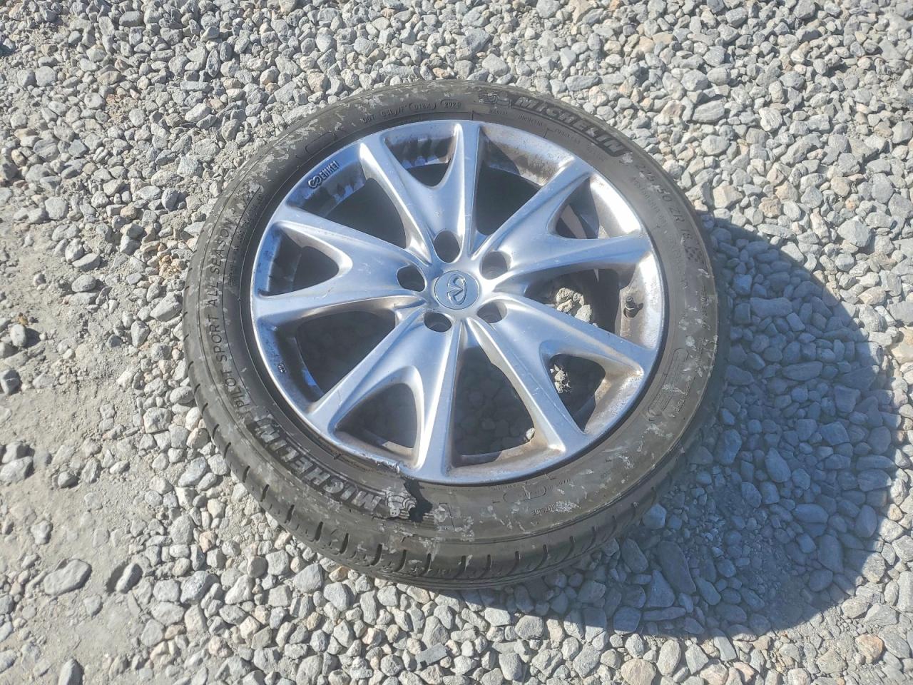 2010 INFINITI G37