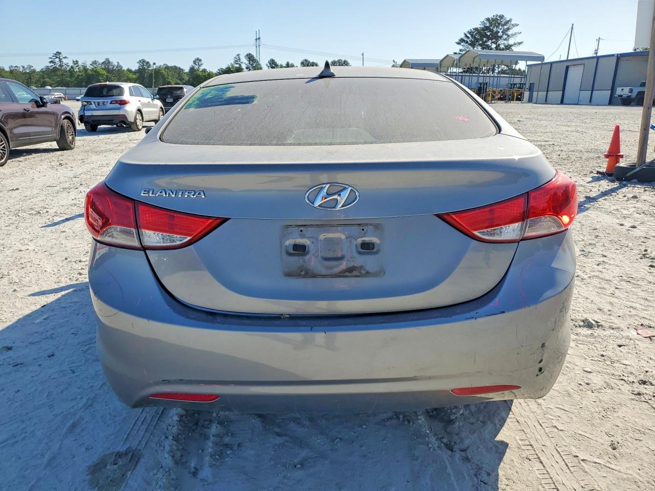 2012 HYUNDAI ELANTRA
