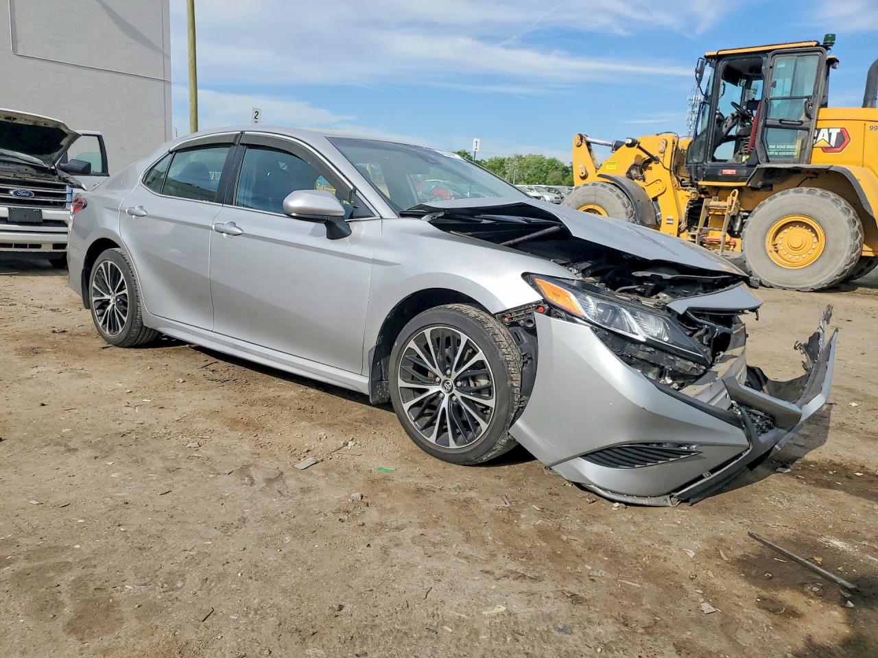 2019 TOYOTA CAMRY