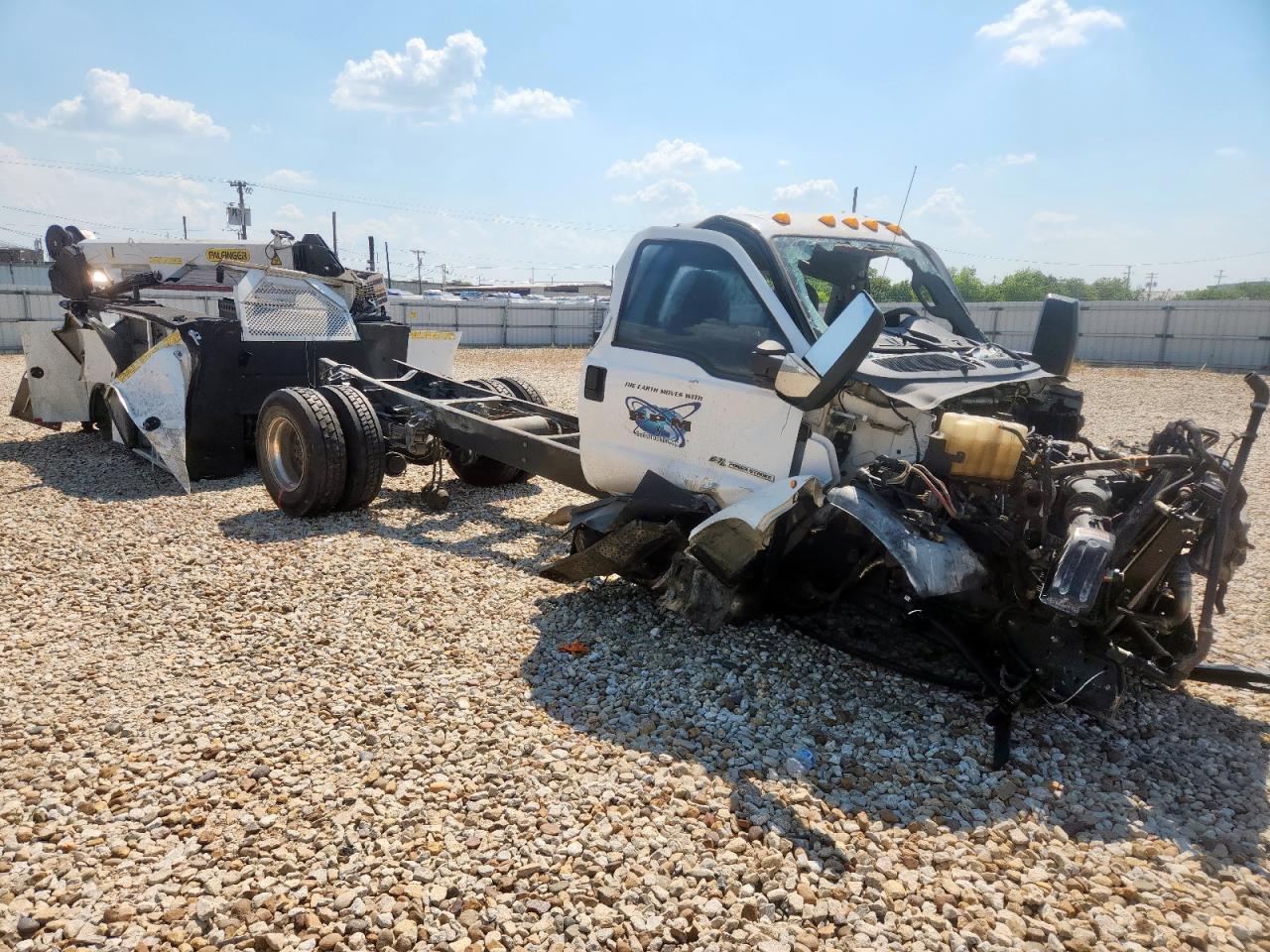 2019 FORD F750