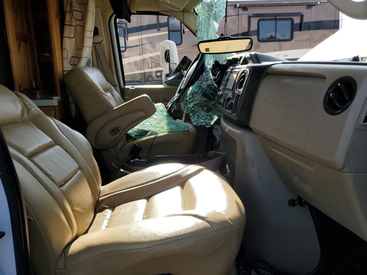 2014 BORNFCOACH ECONOLINE