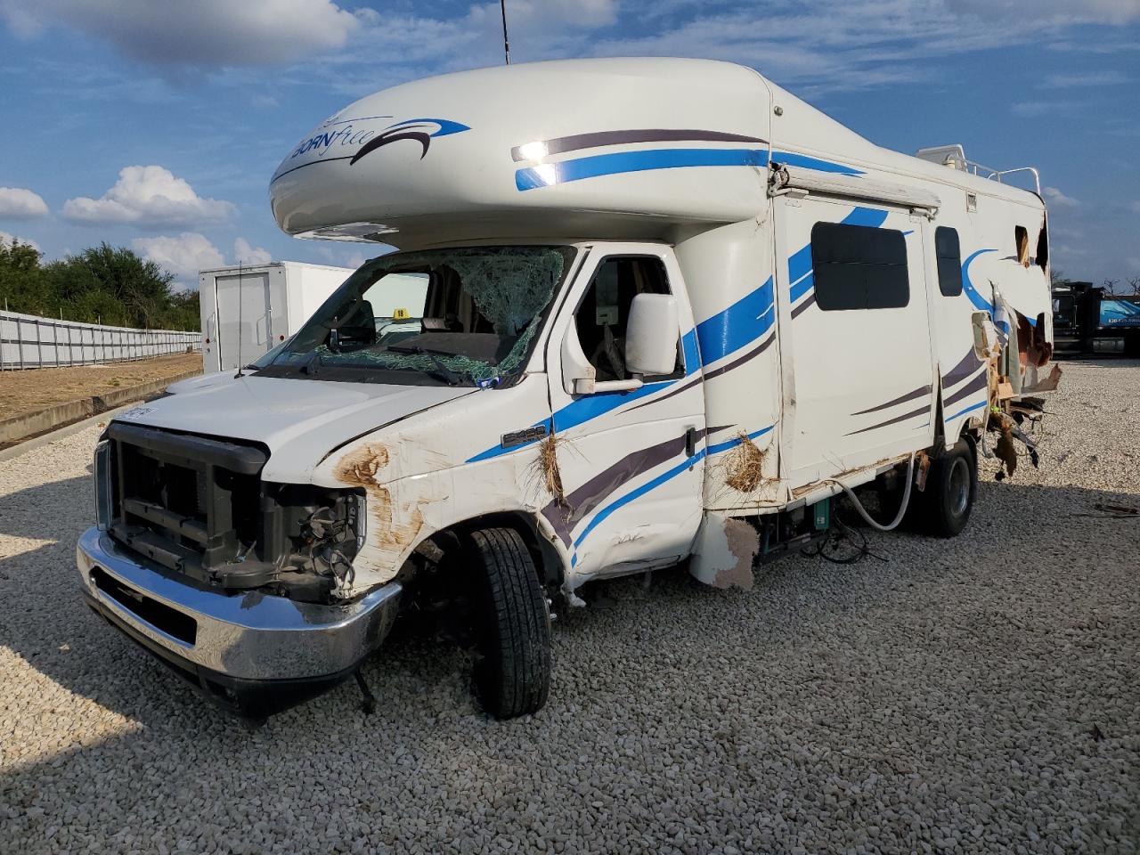 2014 BORNFCOACH ECONOLINE