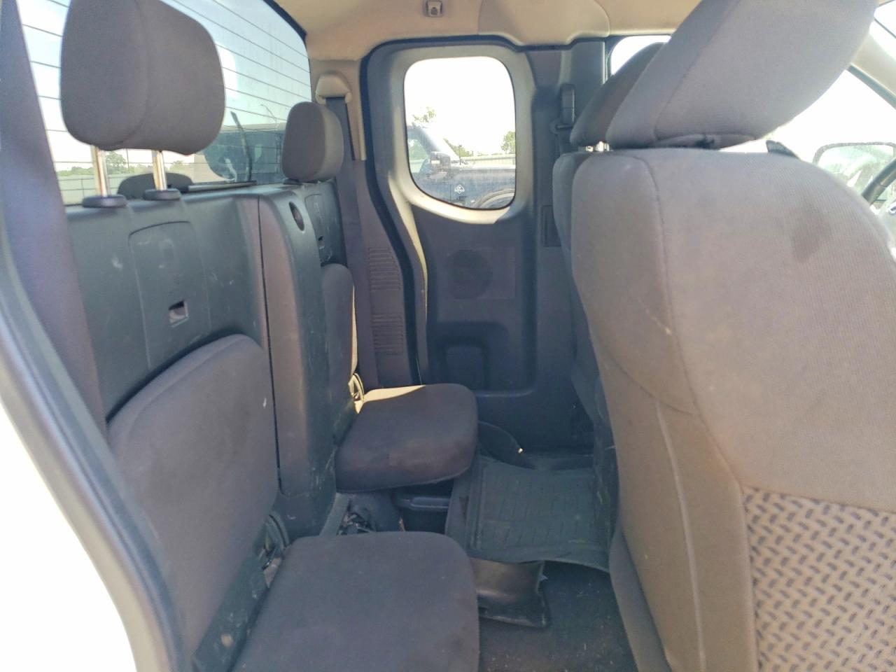 2018 NISSAN FRONTIER