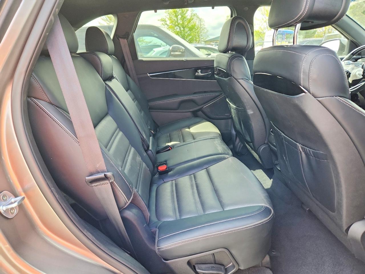 2016 KIA SORENTO