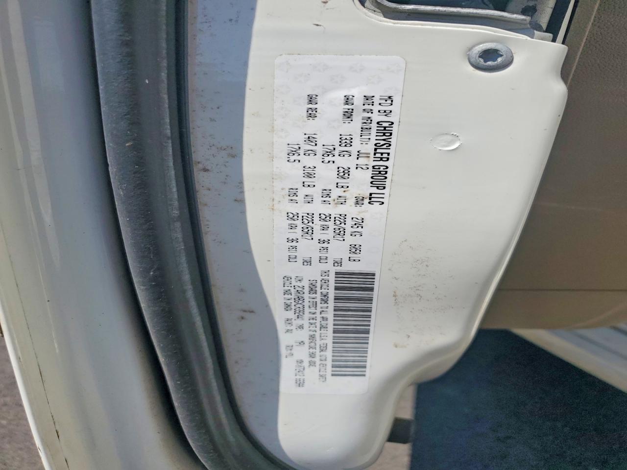 2012 VOLKSWAGEN ROUTAN